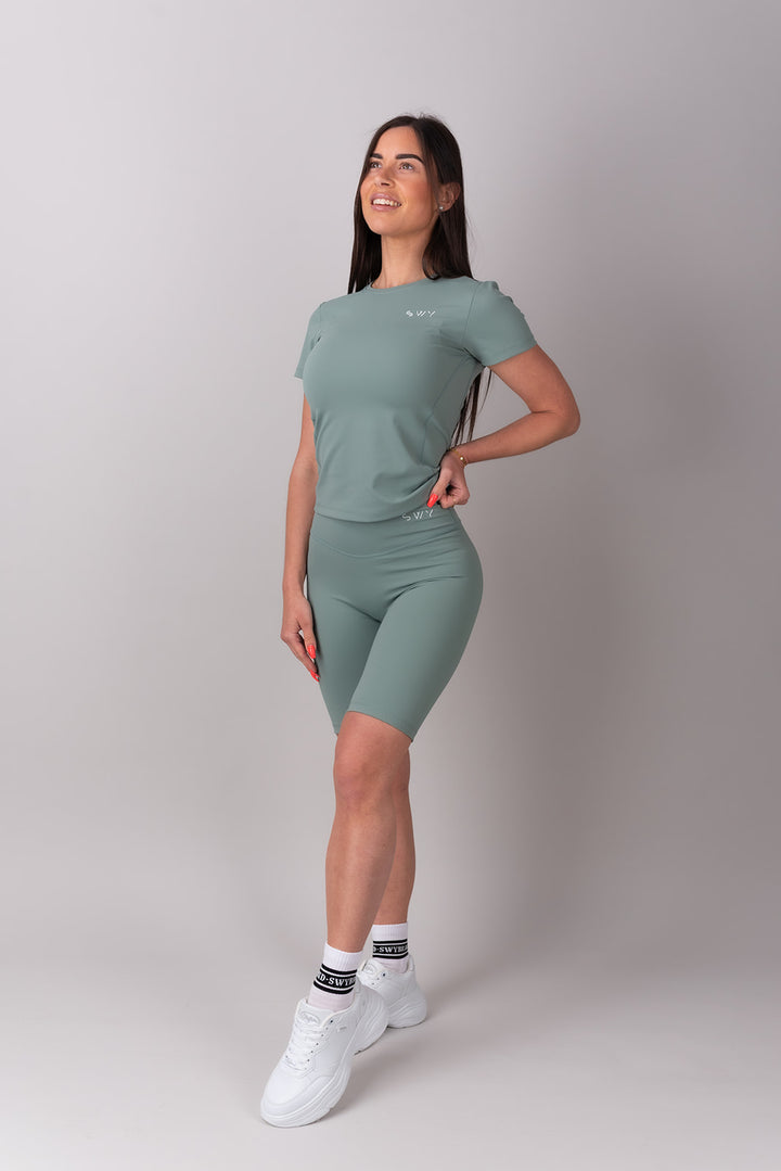 Cloud short sleeve tee