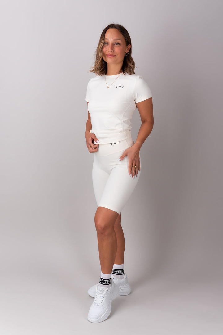 Cloud short sleeve tee
