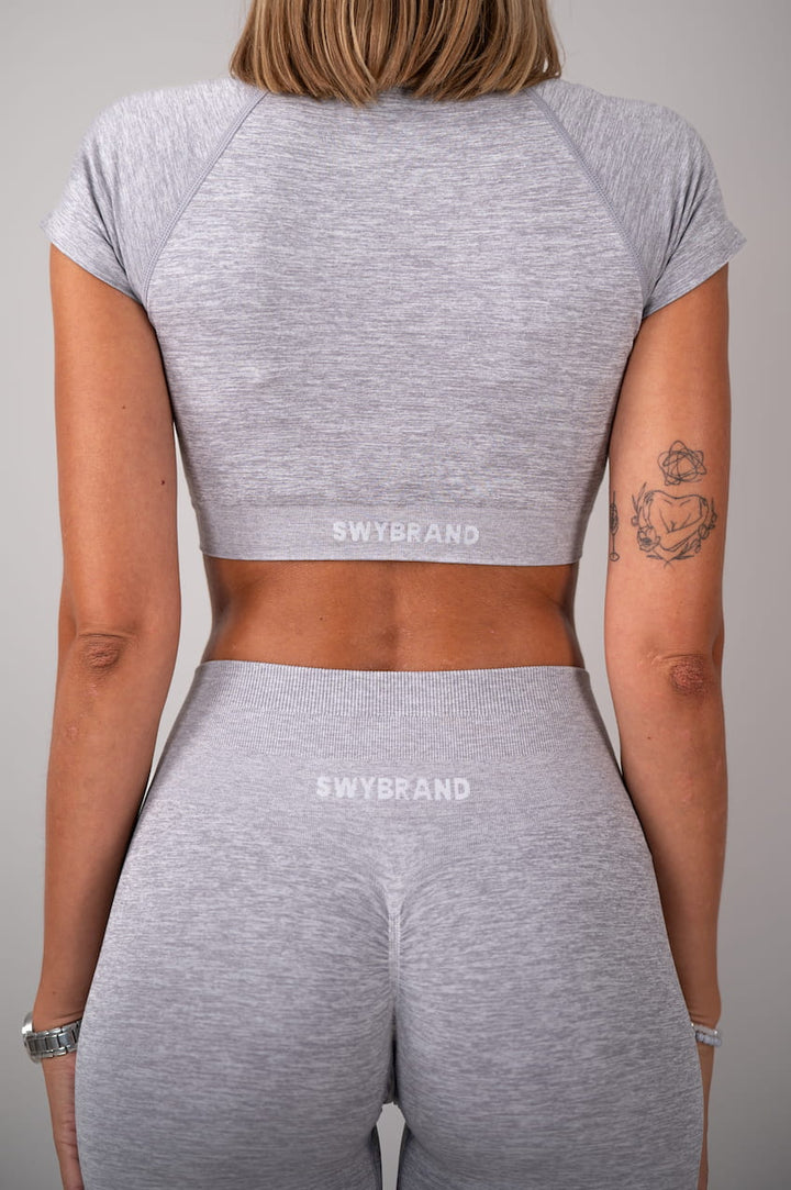 Elevate crop top maniche corte