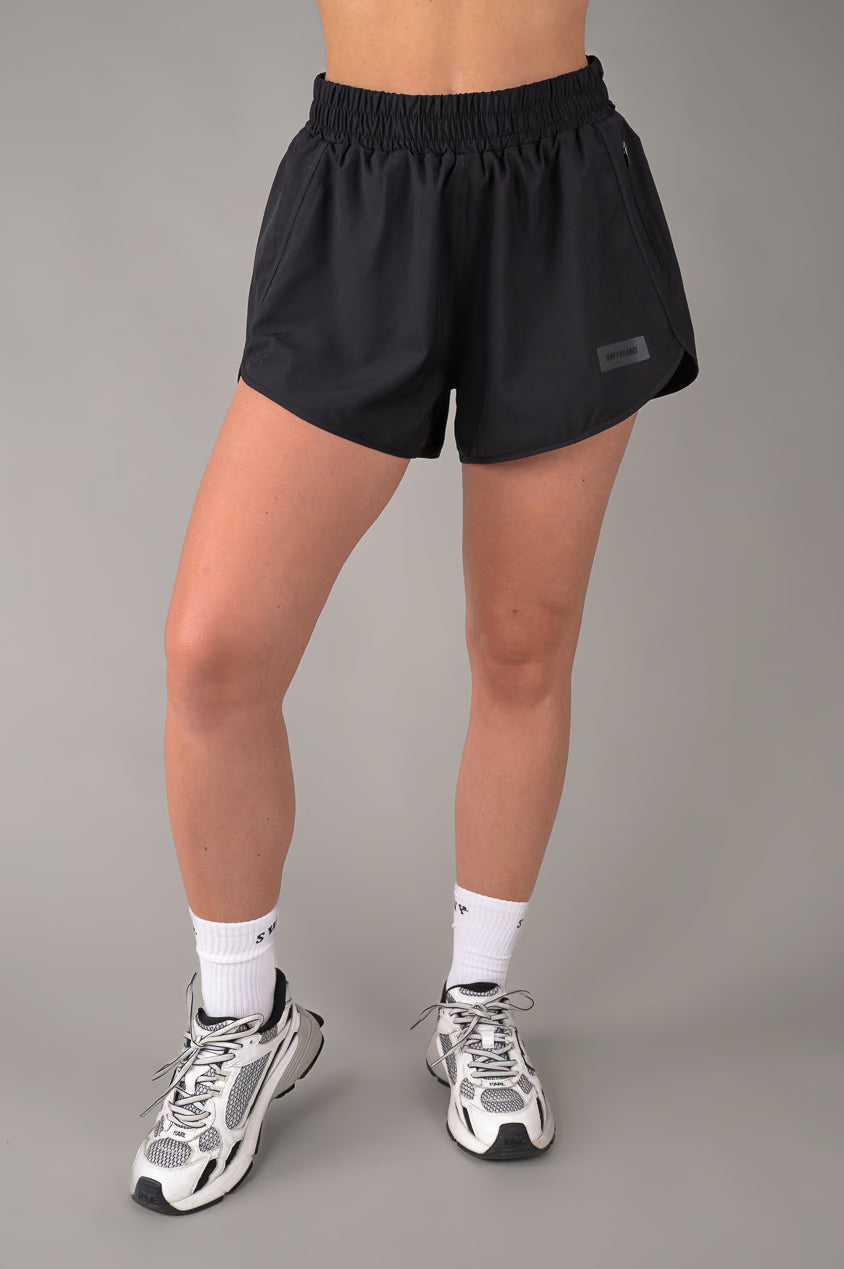 Outdoor Short Crne
