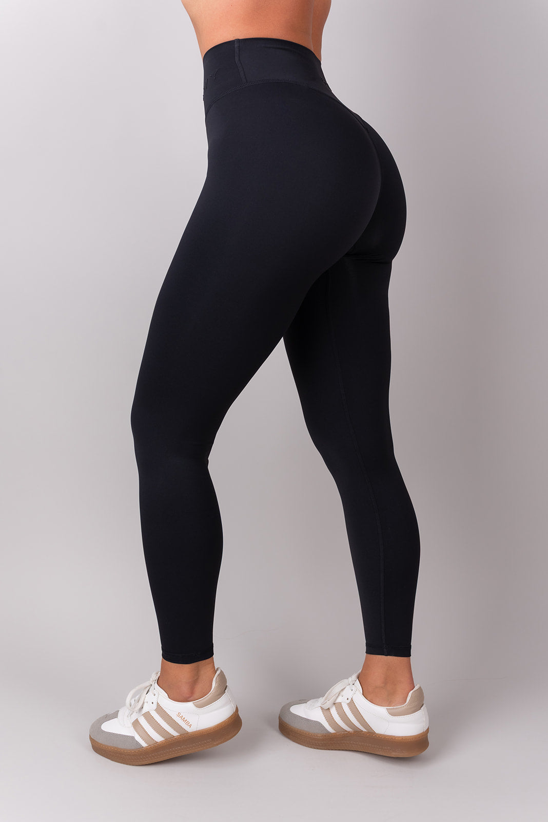 Sleek Classic Leggings