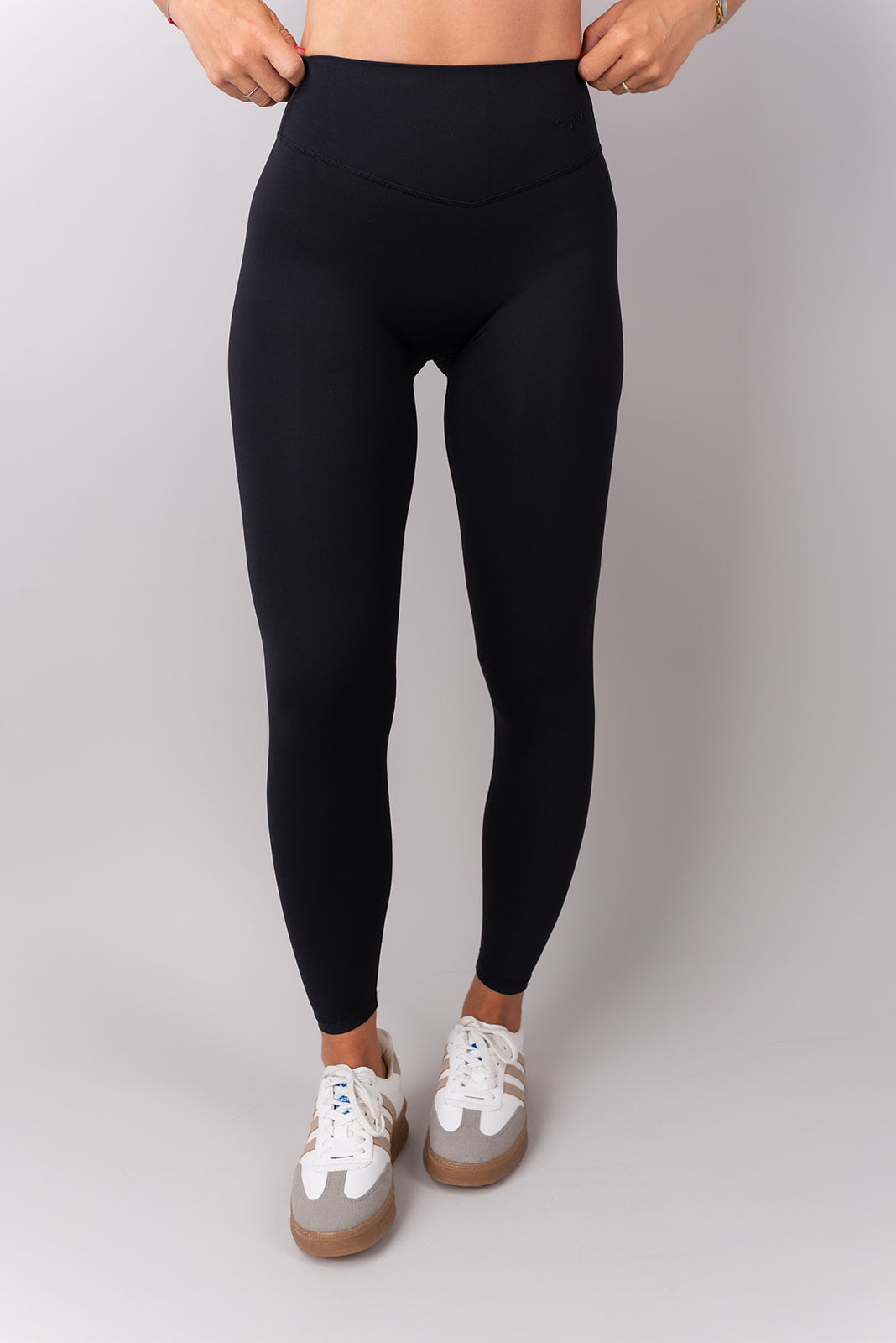 Sleek Classic Leggings