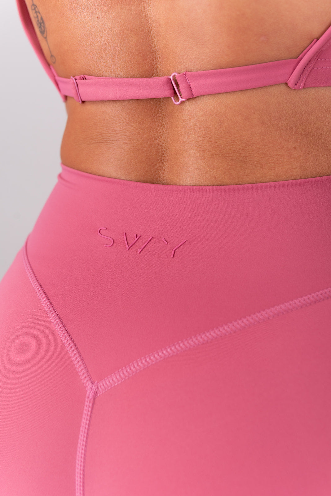 Sleek Classic Leggings