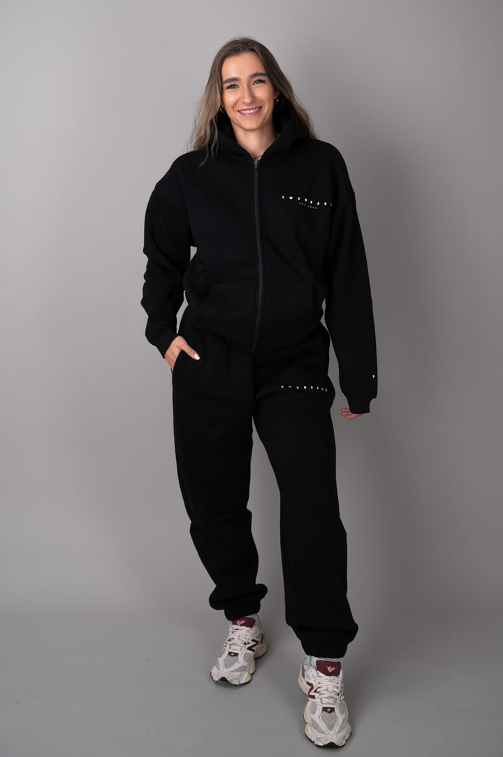 Ease ziphoodie black with joggers front view