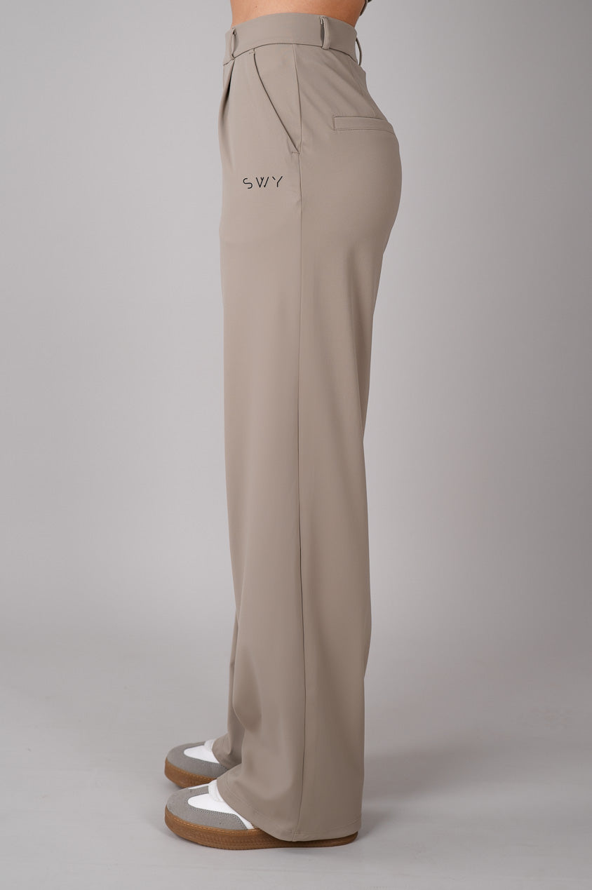 Office Pantaloni Suit