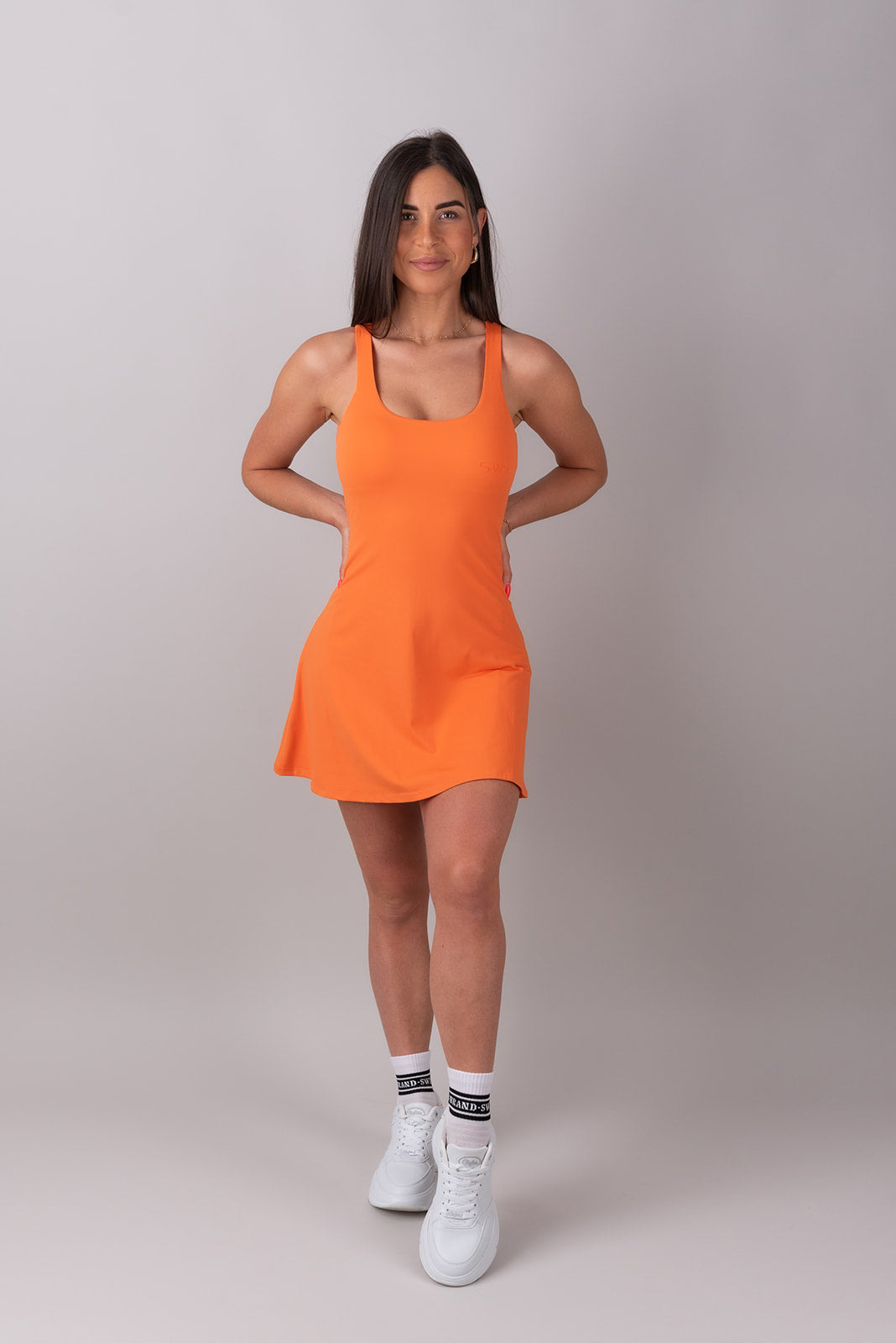 Sleek Vestito