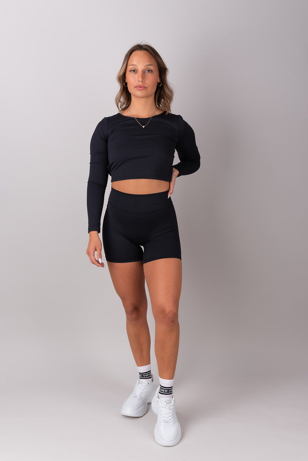 Sleek Manica Lunga