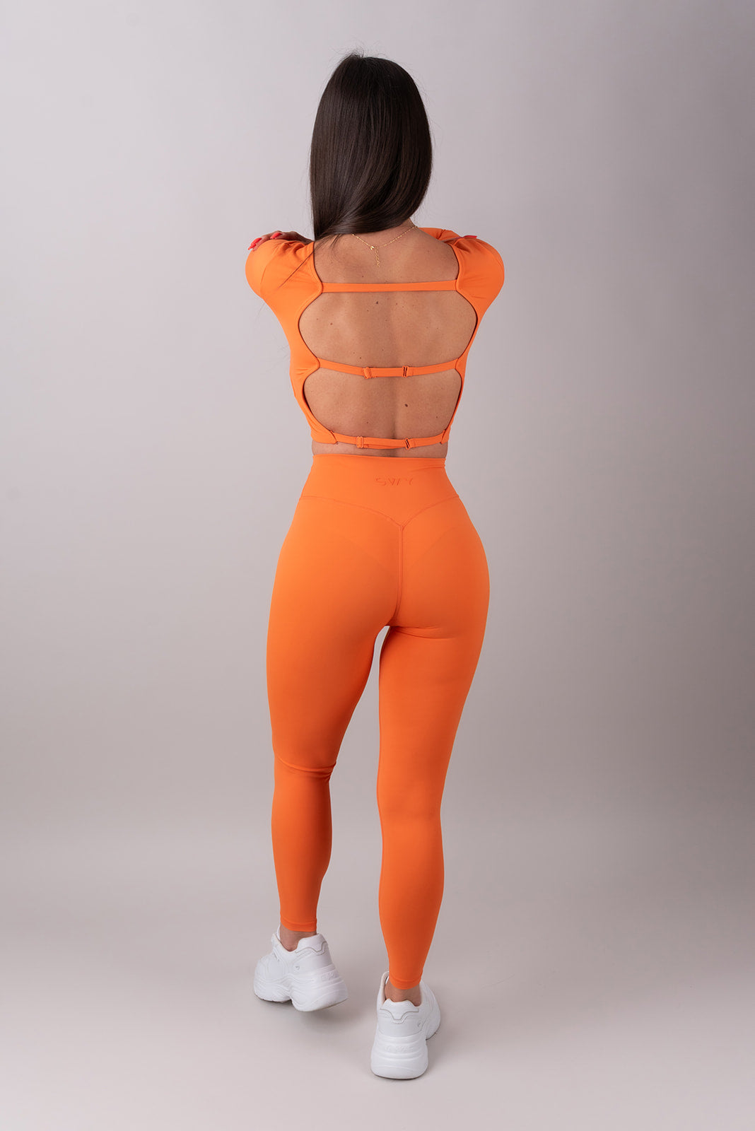 Sleek Manica Lunga