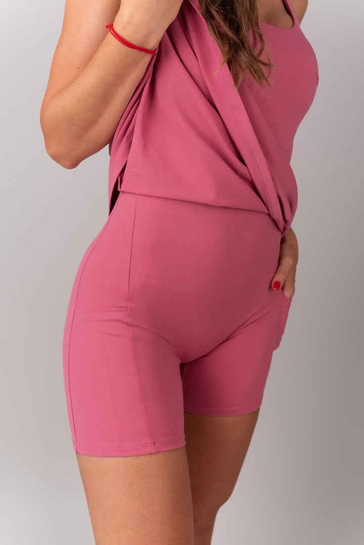 Sleek Vestito