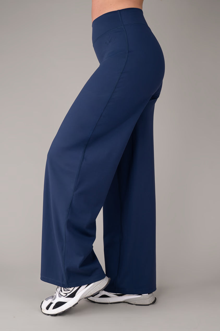 SoftLux Wide Bottoms
